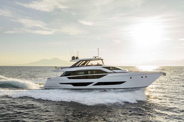 Ferretti Yachts 860 for Sale